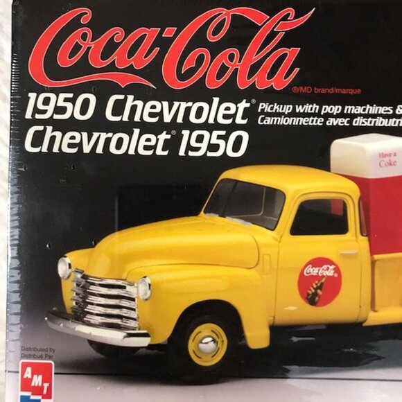 Vintage Coca-Cola 1950 Chevrolet Pickup 1/25 Model Kit w/Pop Machines & Cart - Picture 3 of 13